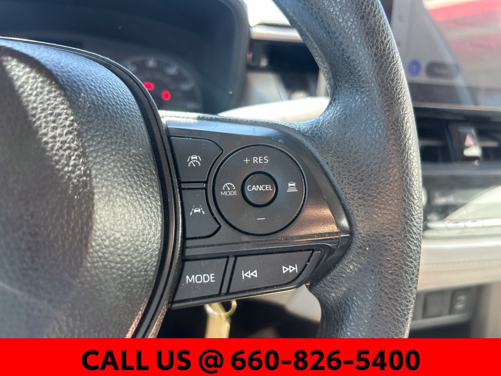 Certified 2025 Toyota Corolla Cross L FWD image 10