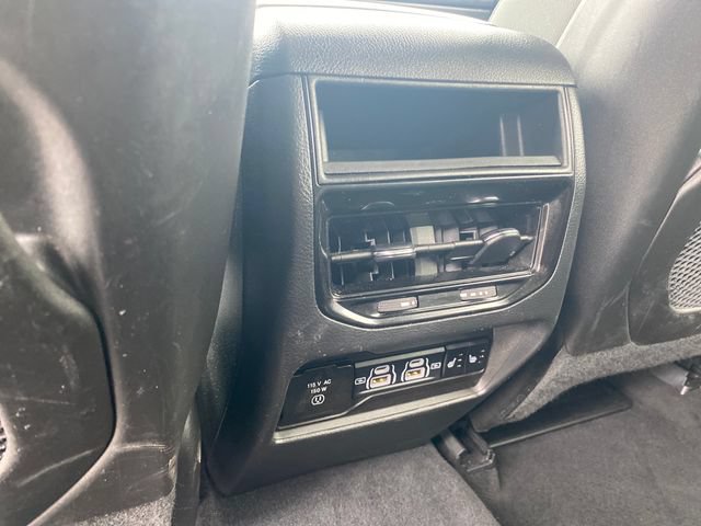 Used 2023 Jeep Grand Cherokee Limited AWD/4WD image 20