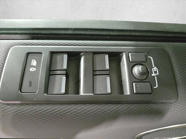 New 2025 Land Rover Discovery Dynamic SE AWD/4WD image 29