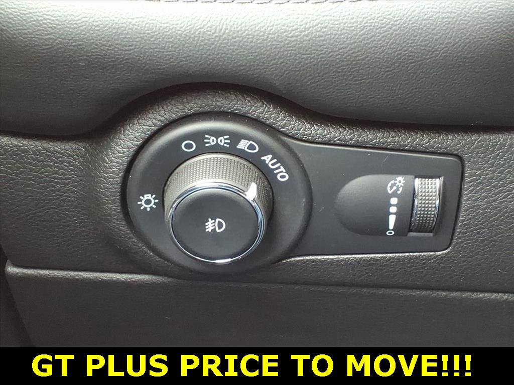 Used 2022 Dodge Durango GT image 25