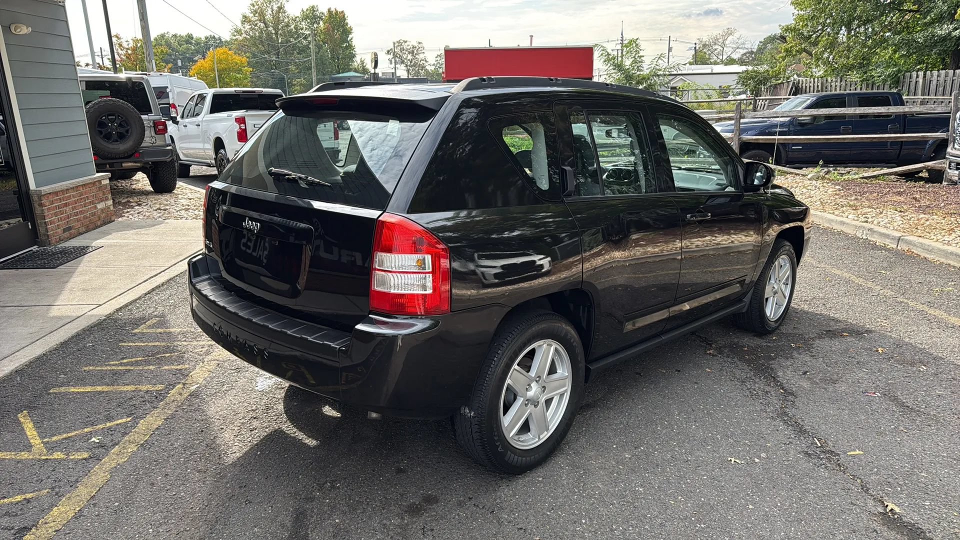Used 2010 Jeep Compass Sport w/ PWR Equipment Group AWD/4WD image 6