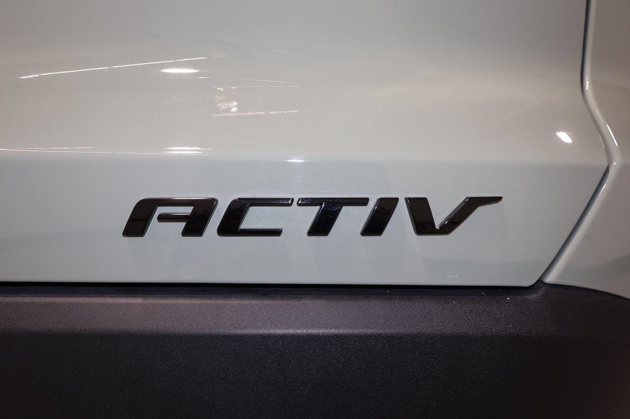 Used 2026 Chevrolet Equinox ACTIV w/ Convenience Package III AWD/4WD image 37