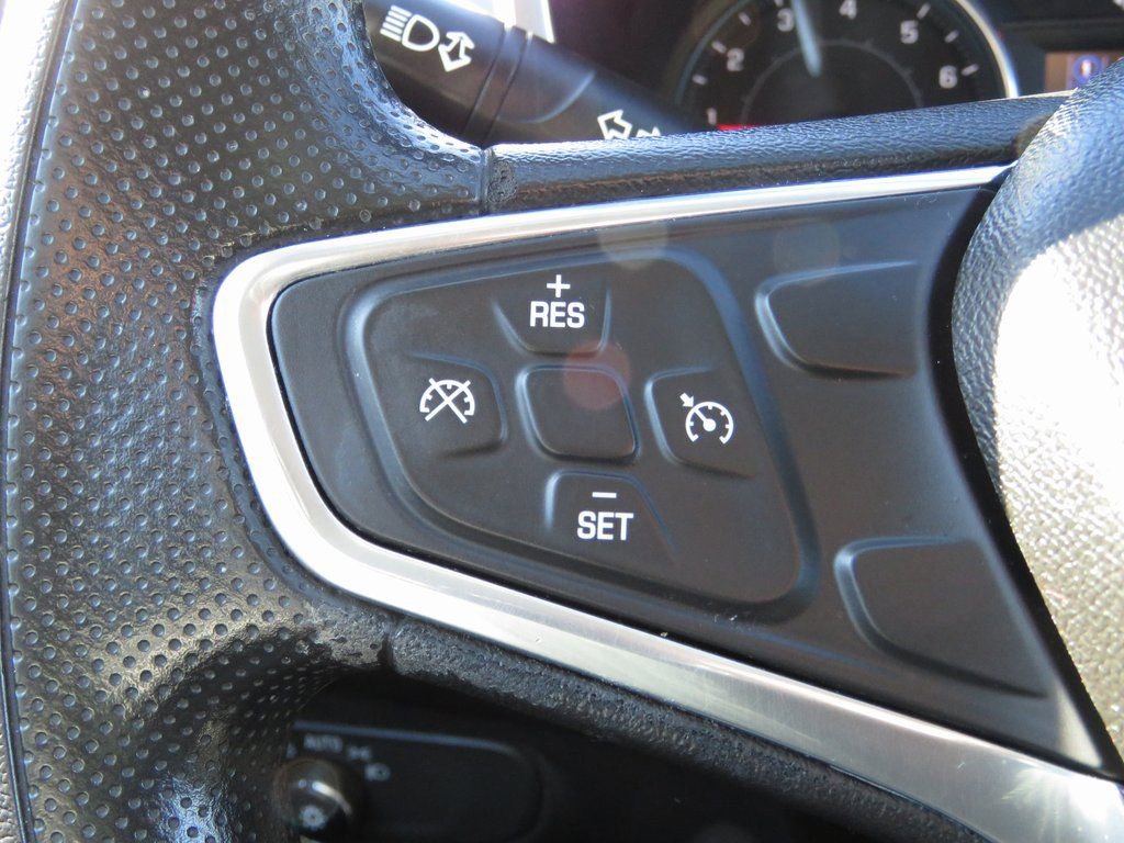 Used 2019 Chevrolet Equinox LT image 21