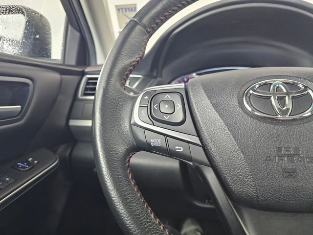 Used 2017 Toyota Camry SE image 35