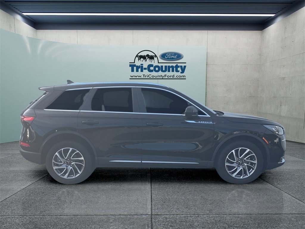 Used 2022 Lincoln Corsair AWD w/ Equipment Group 101A image 4