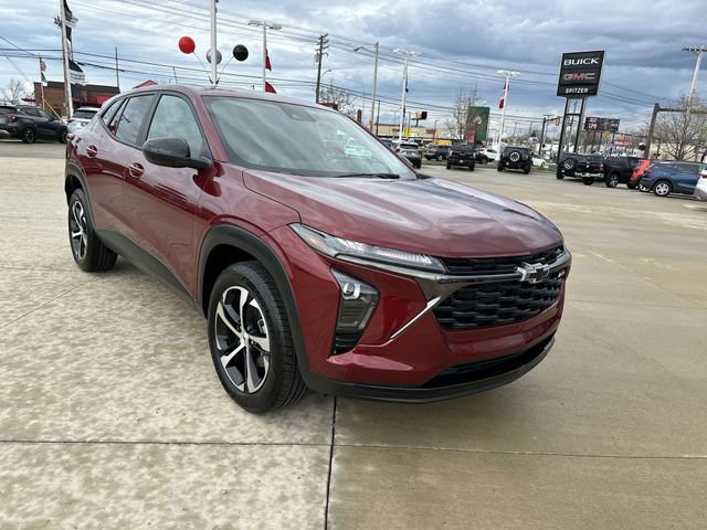 Used 2024 Chevrolet Trax RS w/ Driver Confidence Package image 12