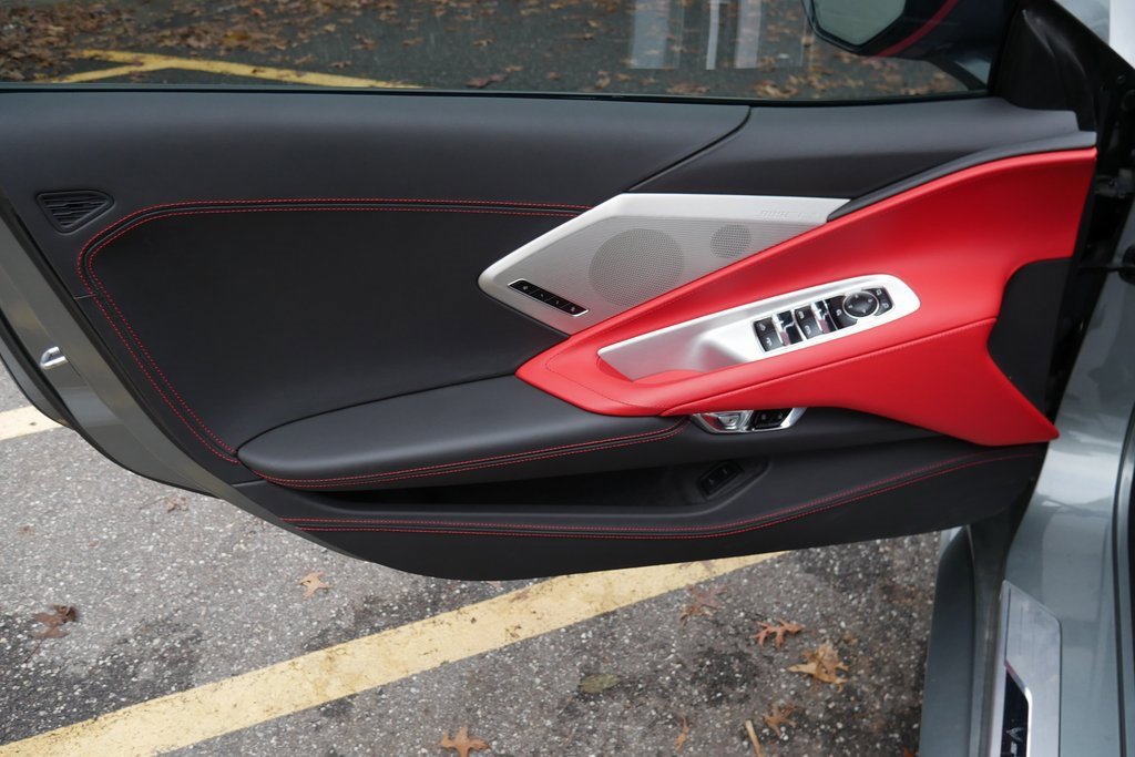 Used 2024 Chevrolet Corvette Stingray Premium Conv w/ Z51 Performance Package image 25