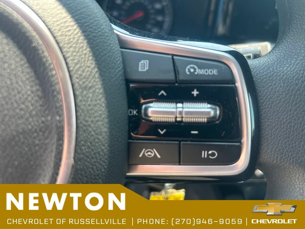Used 2023 Kia Sorento LX FWD image 15