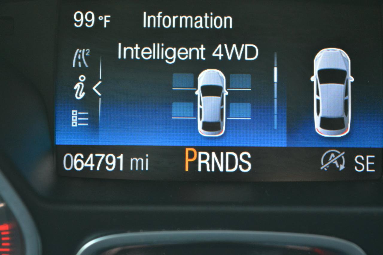 Used 2018 Ford Escape Titanium AWD/4WD image 27
