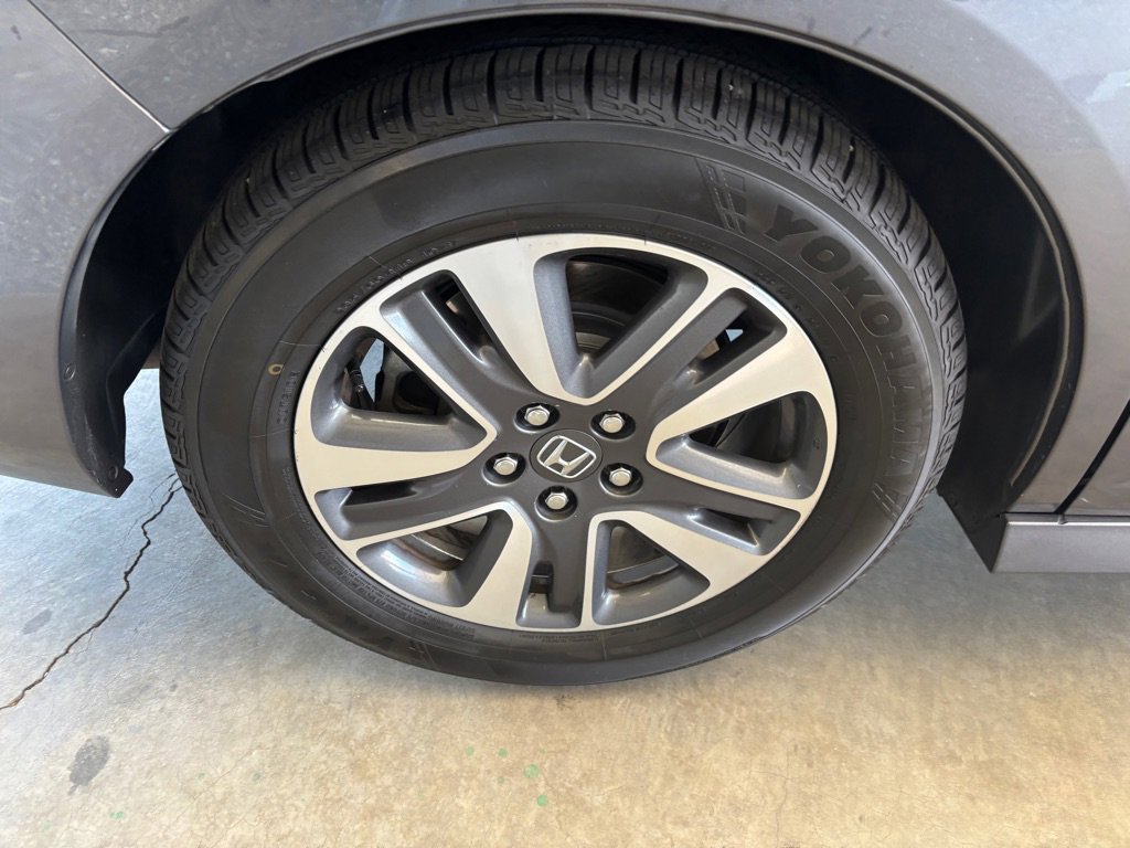 Used 2014 Honda Odyssey Touring Elite image 54