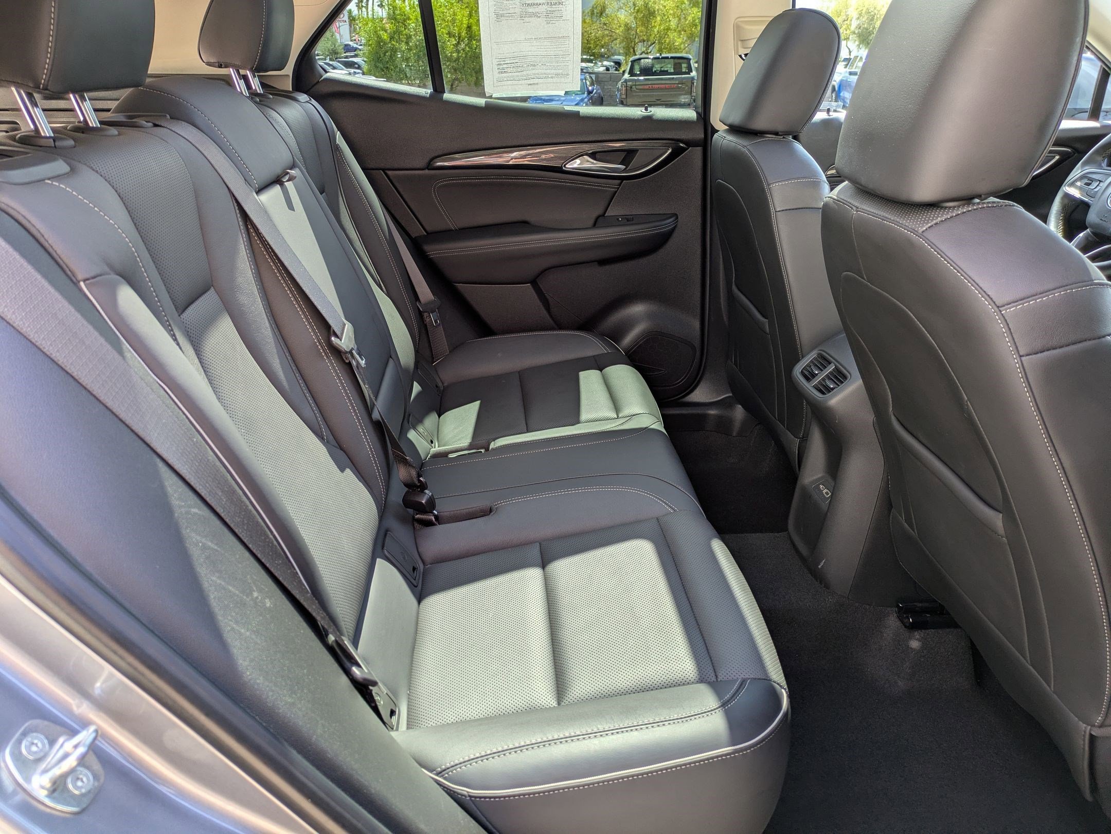 Used 2021 Buick Envision Essence AWD/4WD image 27