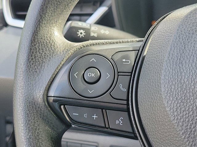 Used 2022 Toyota Corolla LE image 30