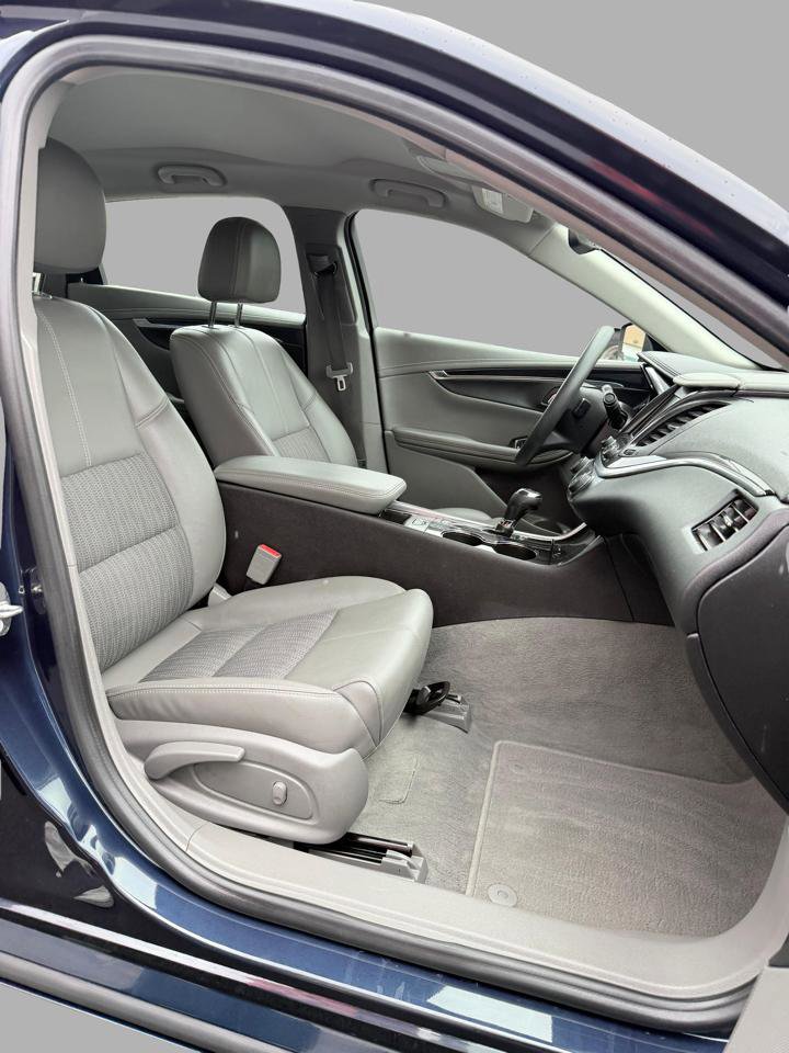 Used 2018 Chevrolet Impala LS FWD image 31