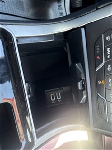 Used 2020 Ford Edge SEL AWD/4WD image 32