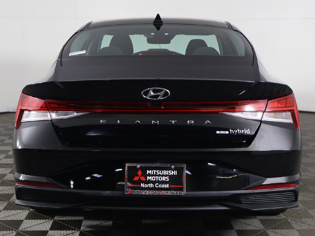 Used 2023 Hyundai Elantra Blue w/ Winter Weather Package image 12