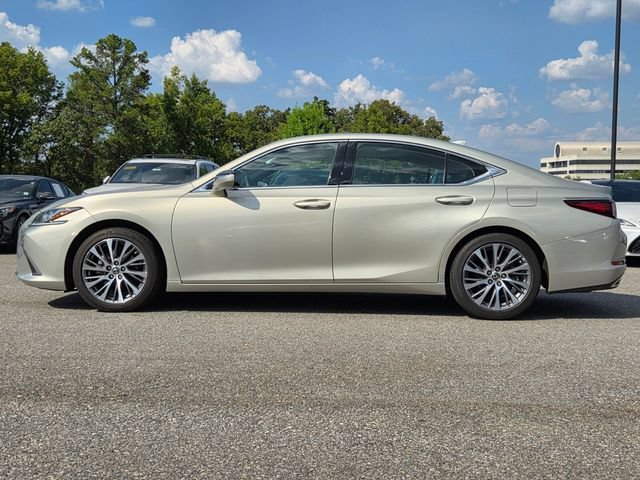 Used 2021 Lexus ES 350 w/ Premium Package FWD image 2