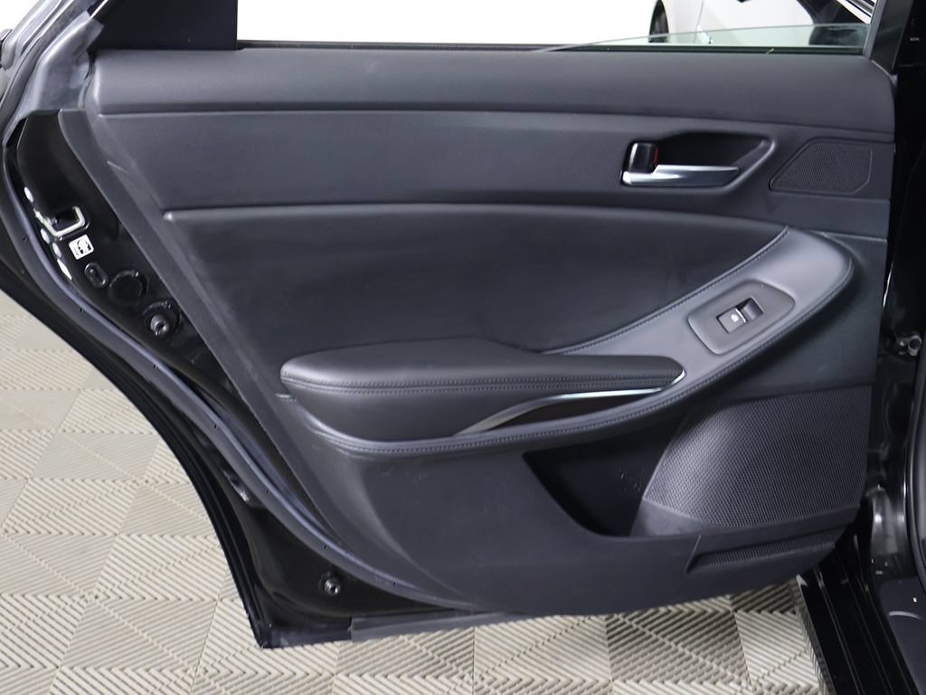 Used 2019 Toyota Avalon XLE w/ Moonroof Package FWD image 25