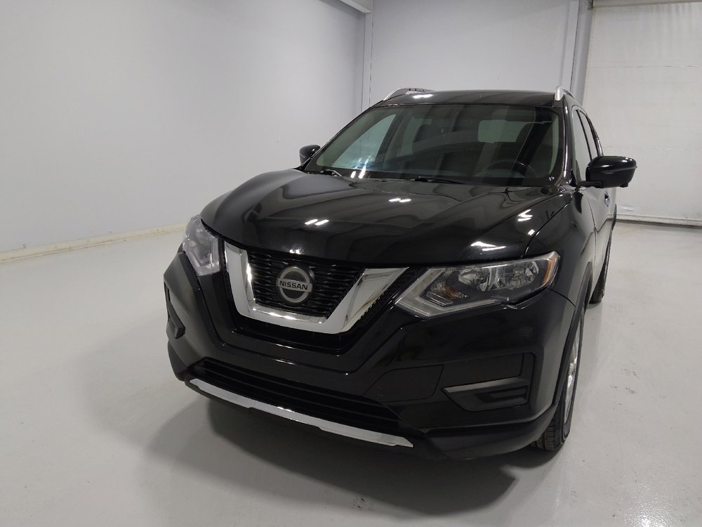 Used 2018 Nissan Rogue SV w/ Premium Package image 15