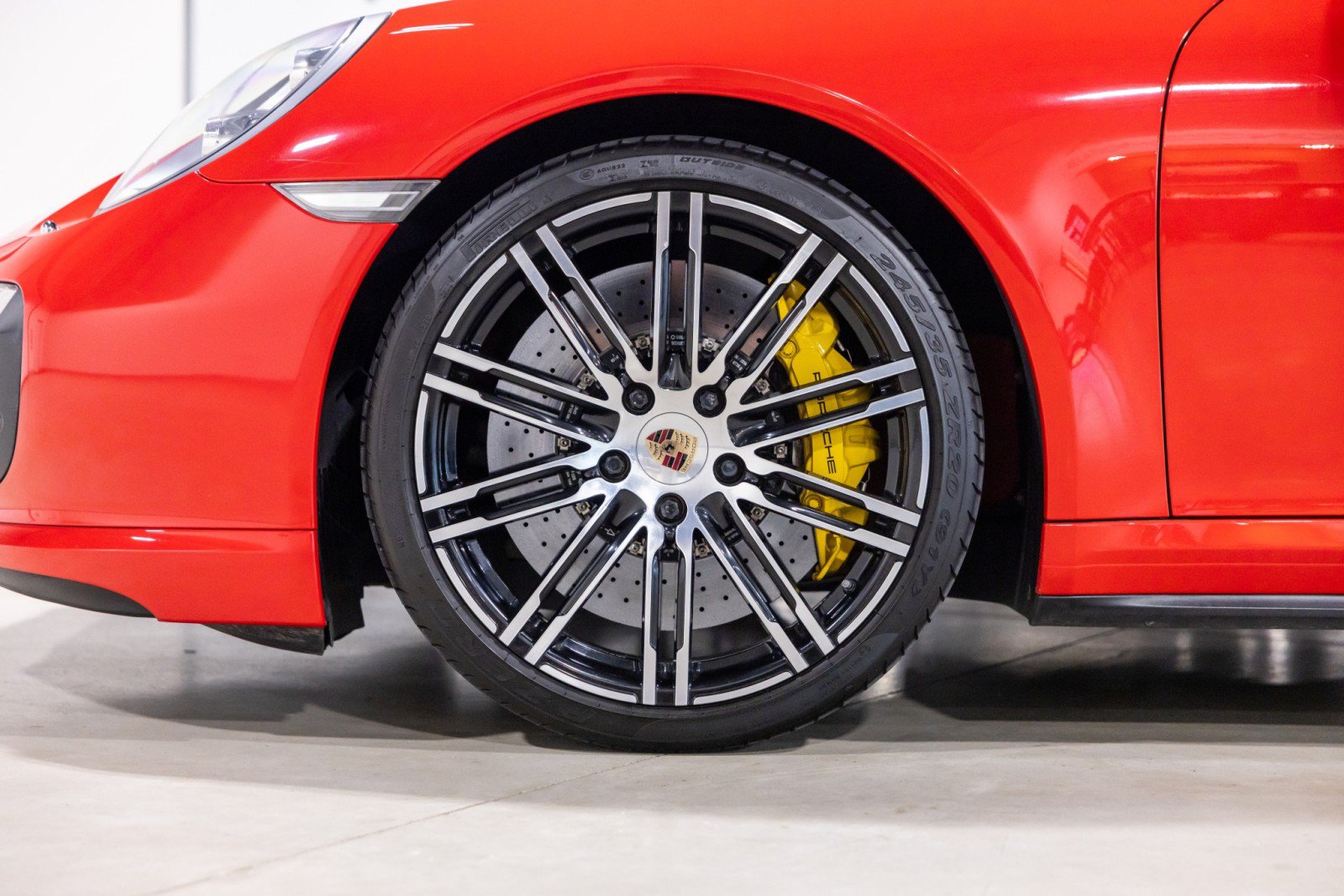 Used 2014 Porsche 911 Turbo S AWD/4WD image 18