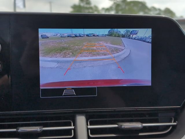 Used 2024 Chevrolet Trax LS image 18