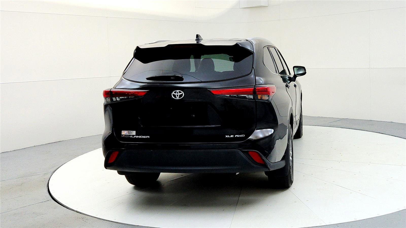 Certified 2022 Toyota Highlander XLE image 5