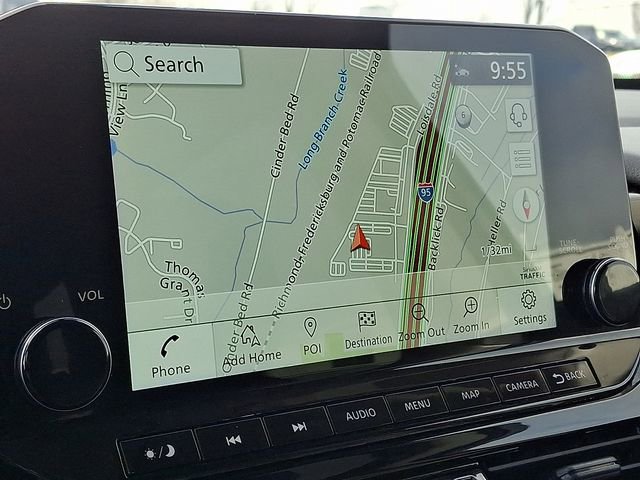 Used 2025 Nissan Pathfinder SL AWD/4WD image 17