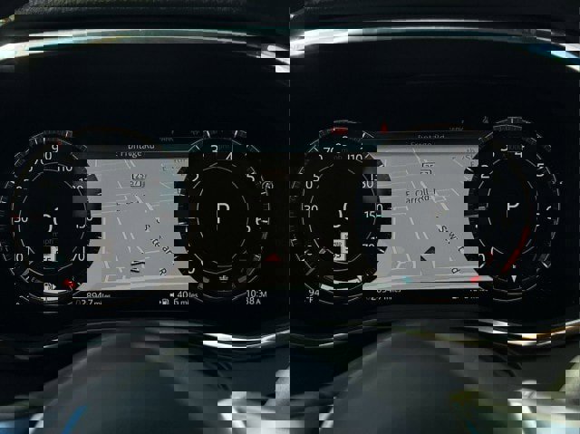 Used 2025 Jaguar F-PACE R-Dynamic S image 32