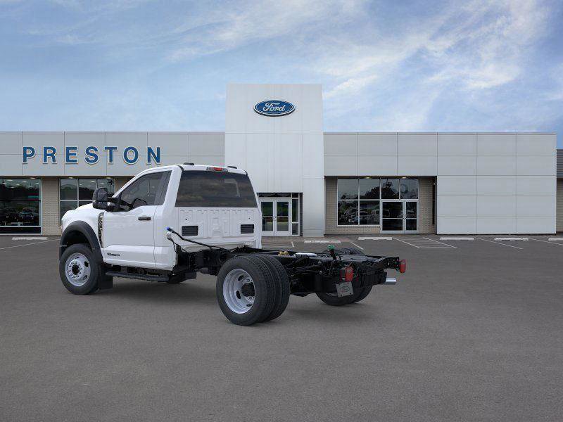 New 2025 Ford F550 4x4 Regular Cab Super Duty image 4
