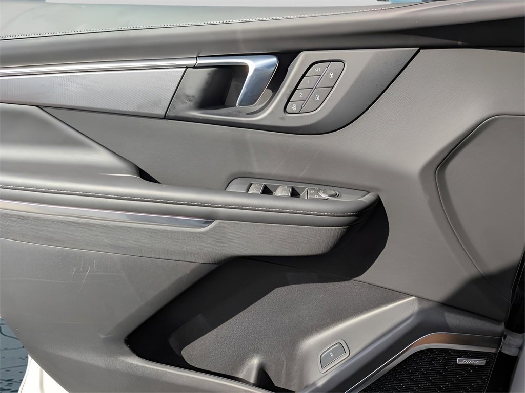 New 2025 Buick Enclave Sport Touring w/ Super Cruise Package image 11