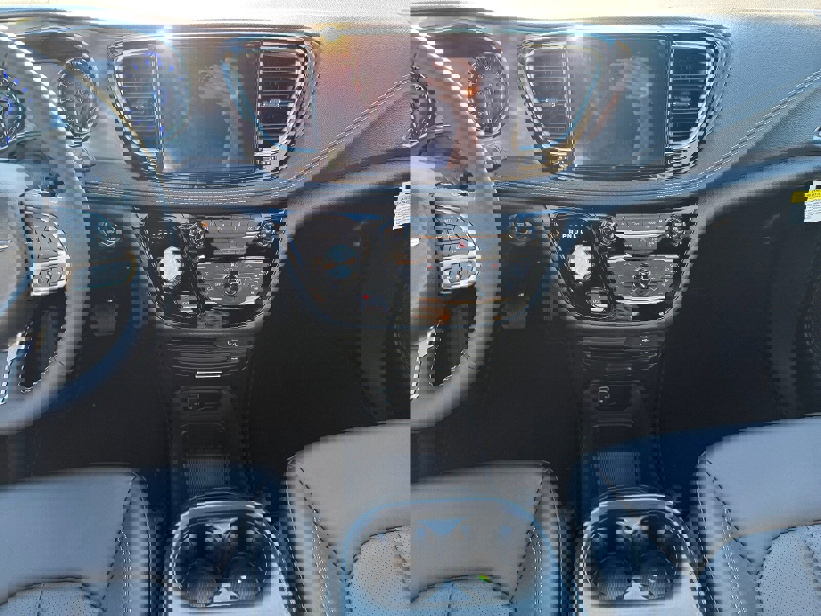 New 2026 Chrysler Pacifica Select image 10