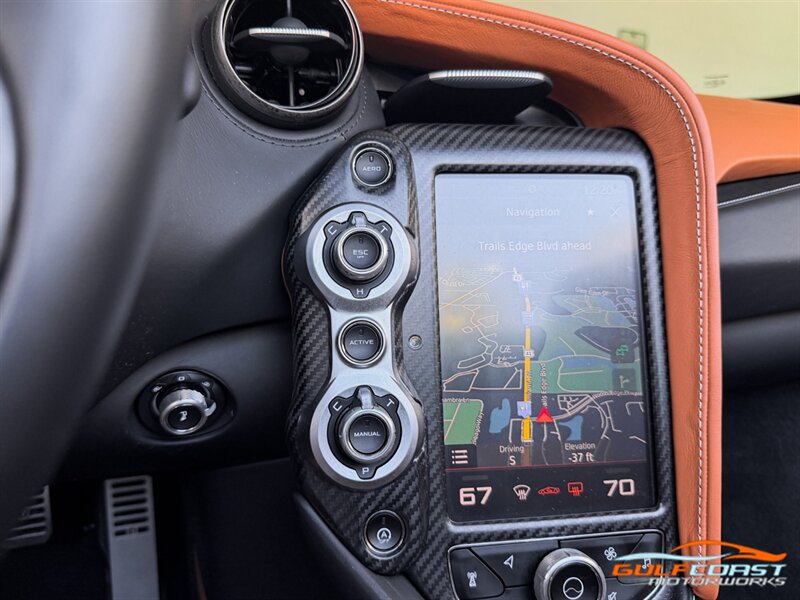 Used 2022 McLaren 720S Spider RWD image 19