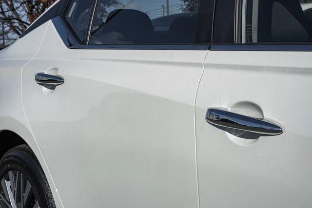Used 2023 Nissan Altima 2.5 SV w/ SV Premium Package image 15