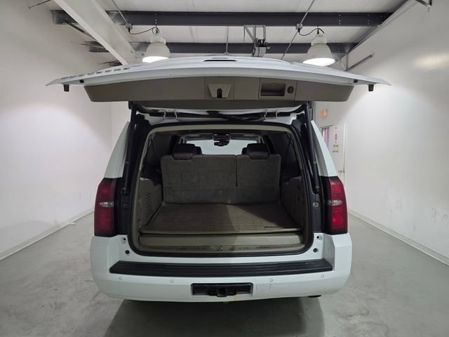 Used 2018 Chevrolet Suburban LT w/ LT Signature Package AWD/4WD image 8