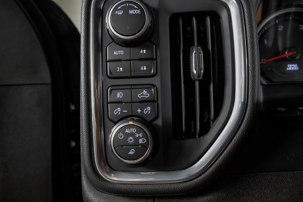 Used 2022 Chevrolet Silverado 2500 LTZ w/ LTZ Plus Package image 25