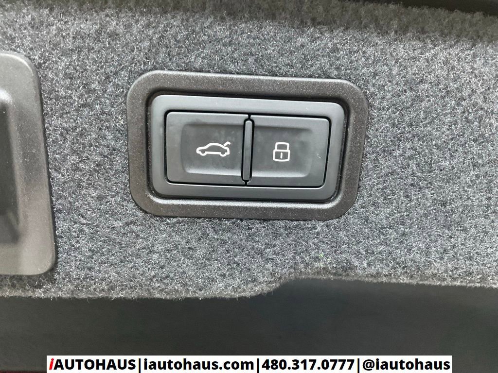 Used 2019 Audi A8 L 3.0T w/ Executive Package image 37