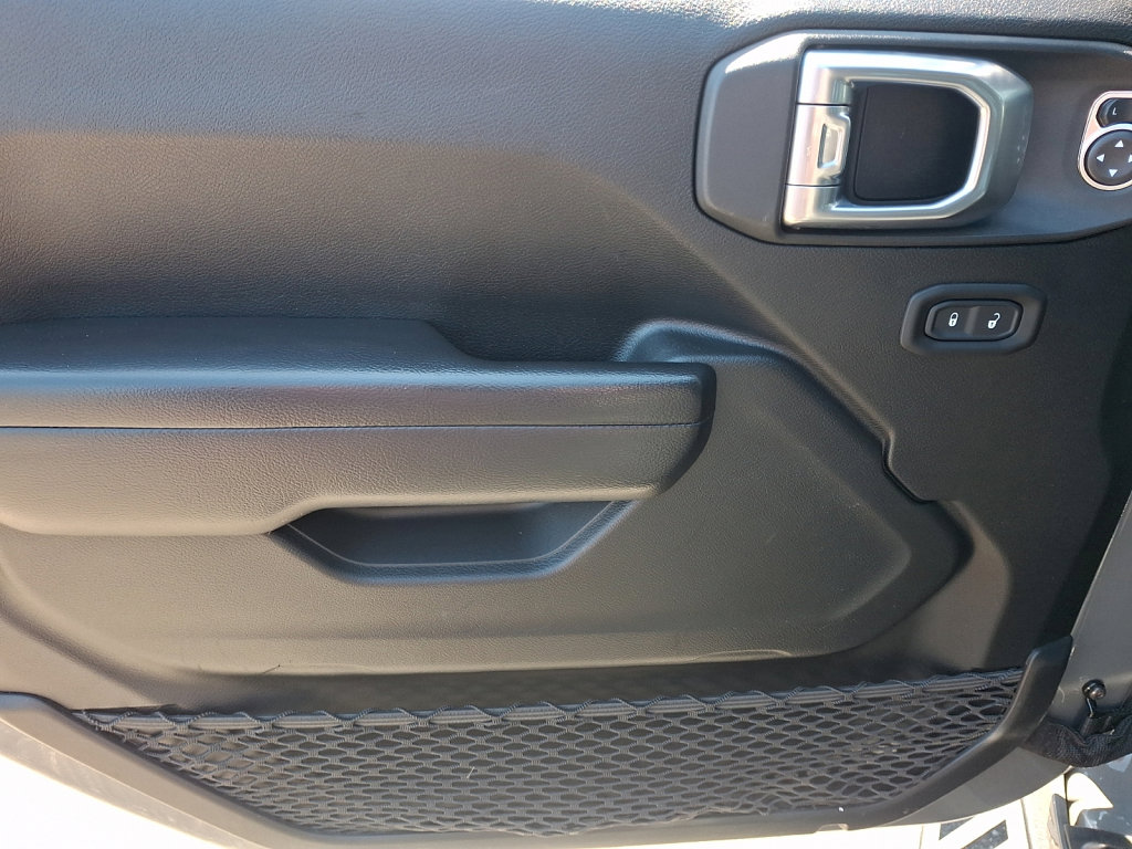 Certified 2021 Jeep Wrangler Unlimited Sport image 23