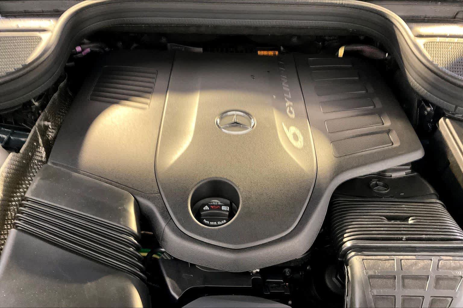 New 2027 Mercedes-Benz GLS 450 4MATIC image 14