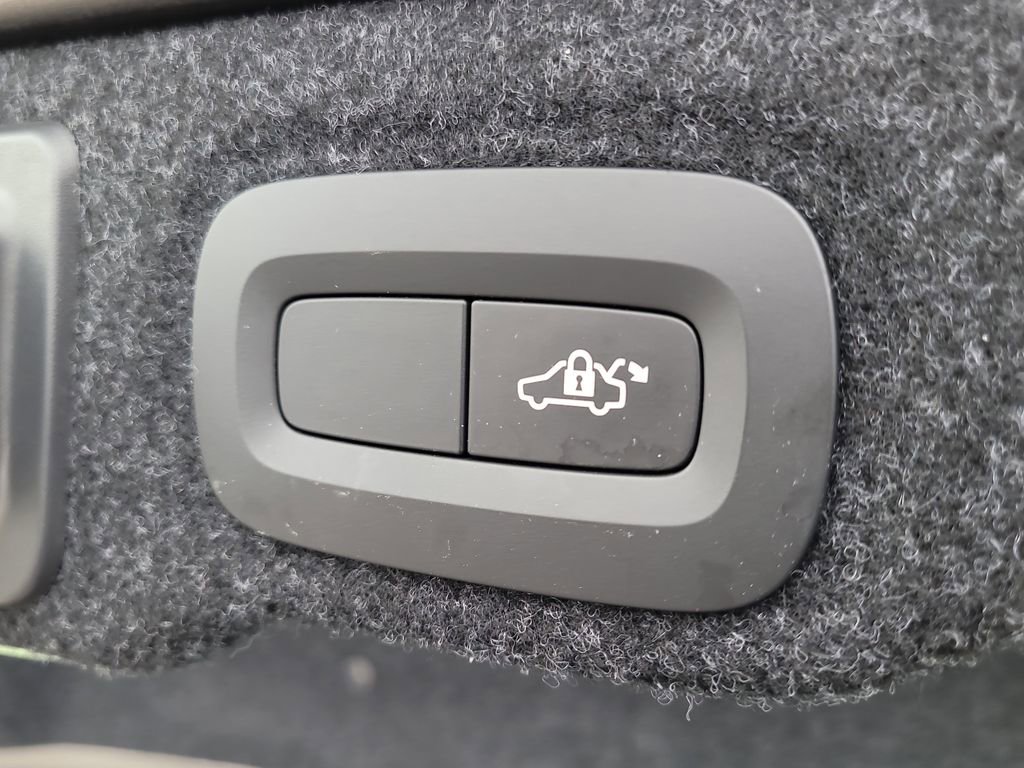 Used 2019 Volvo S60 T6 Inscription AWD/4WD image 9