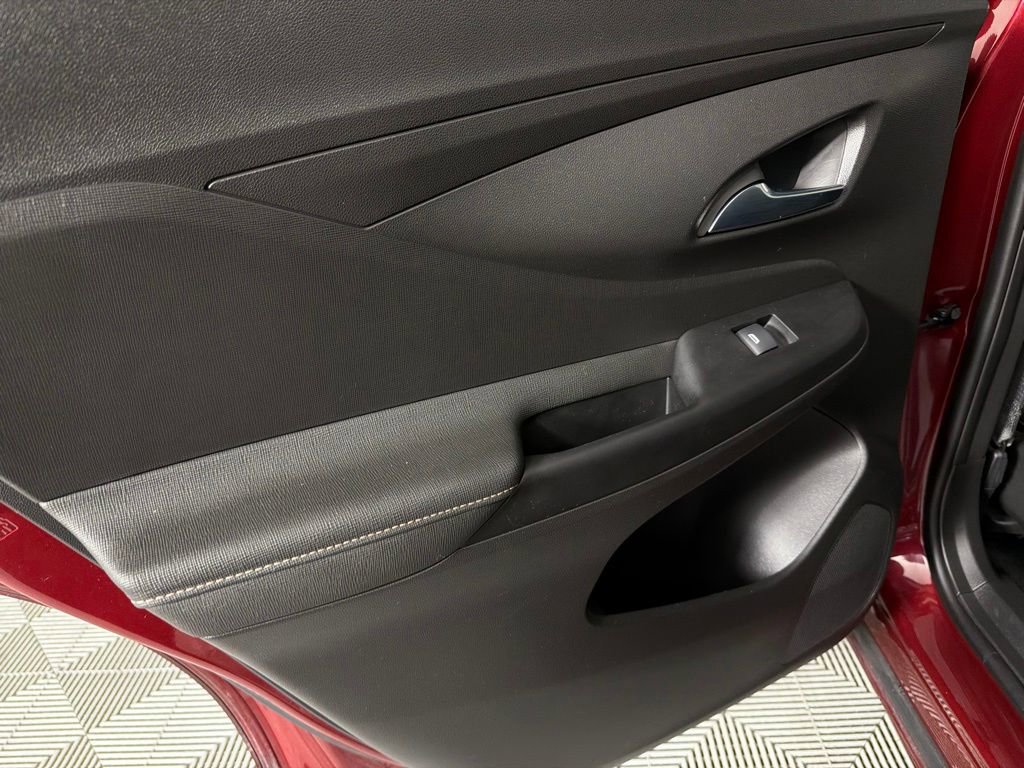 Used 2024 Buick Envista Avenir FWD image 27