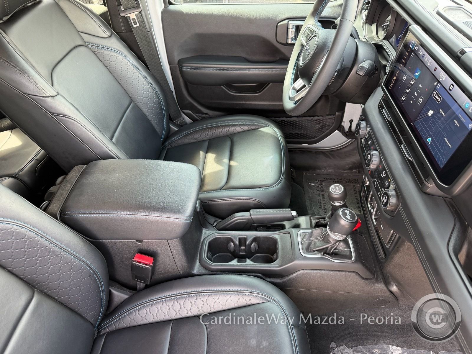 Used 2024 Jeep Wrangler High Altitude image 14