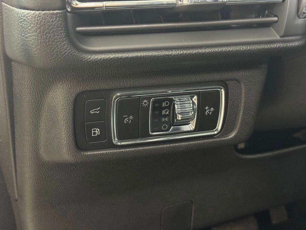 New 2025 Lincoln Corsair Grand Touring w/ Equipment Group 302A image 21