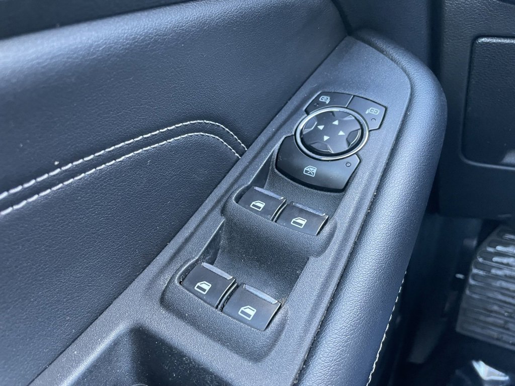 Used 2023 Ford Edge Titanium image 23