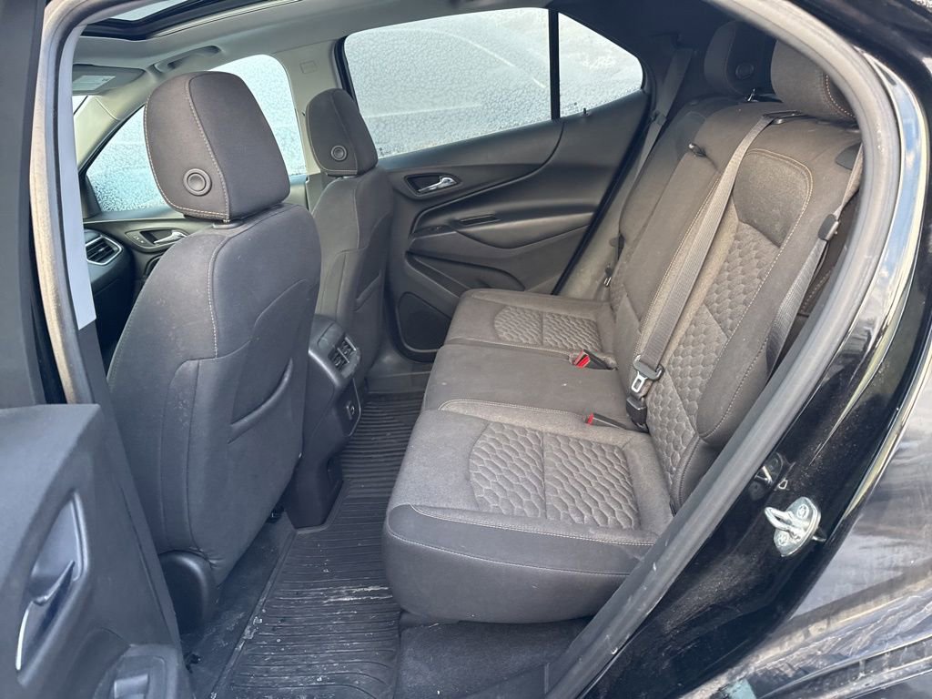 Used 2019 Chevrolet Equinox LT w/ Sun & Navigation Package image 10