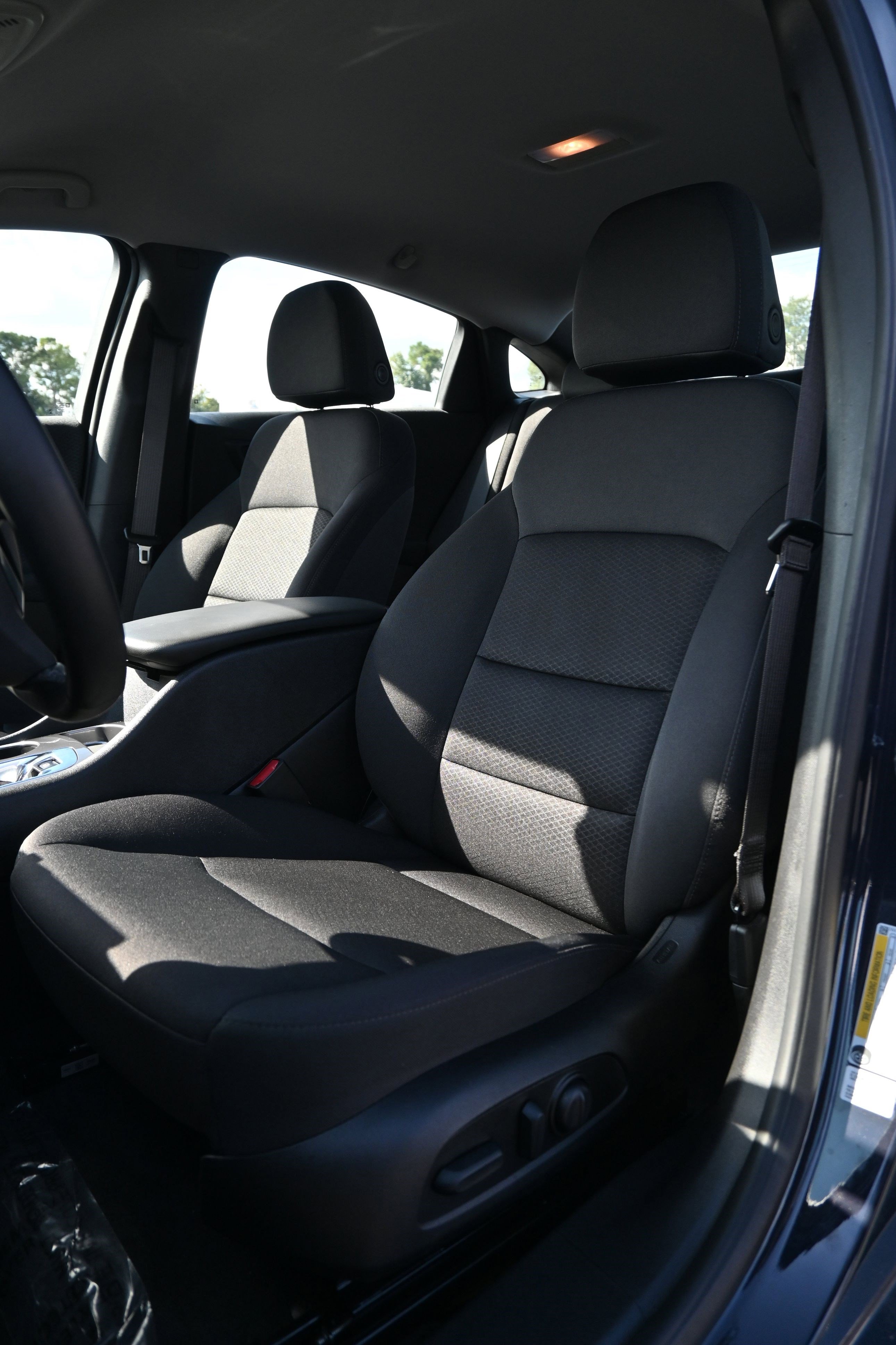 Used 2025 Chevrolet Malibu RS image 17