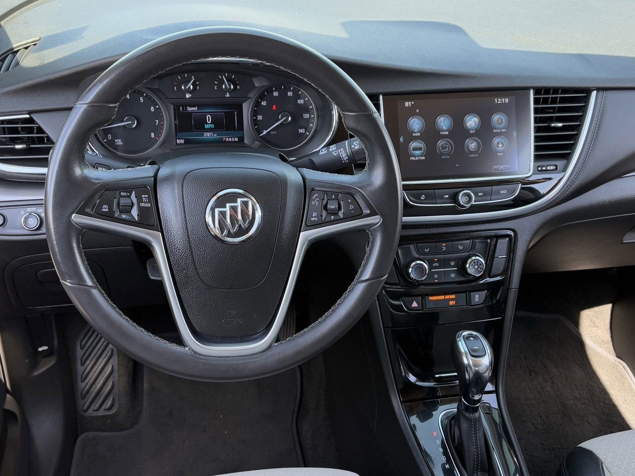 Used 2021 Buick Encore Preferred w/ Safety Package image 13