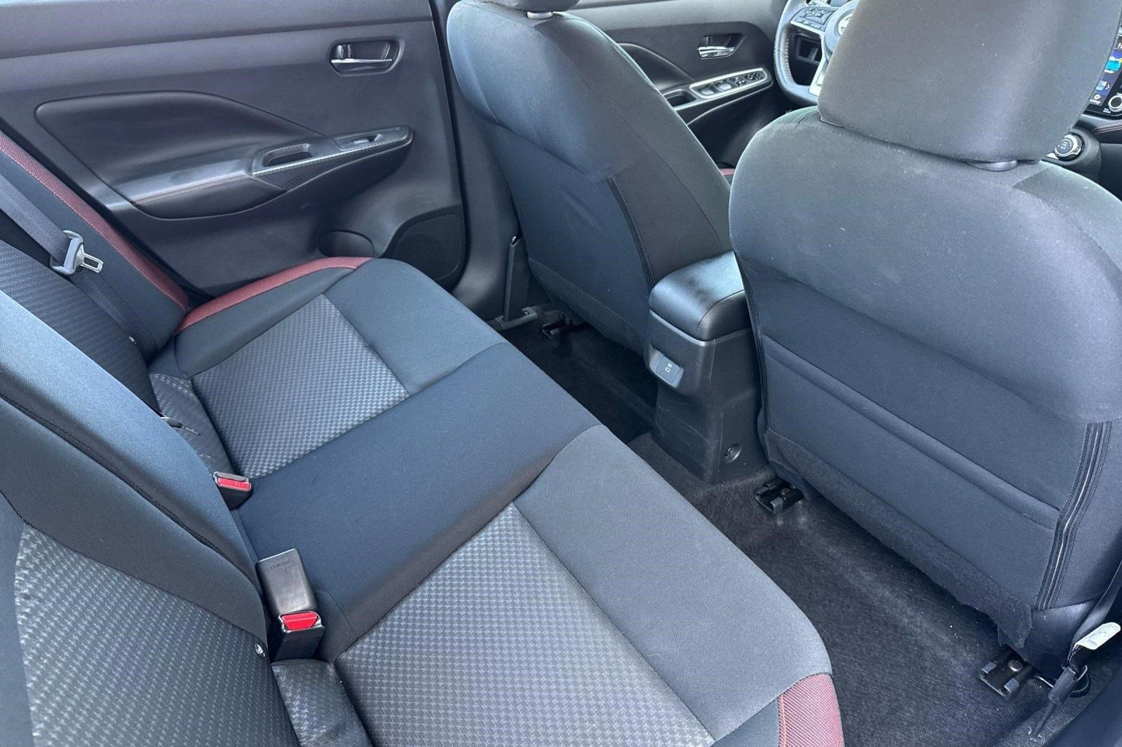 Used 2025 Nissan Versa SR w/ Trunk Package image 29