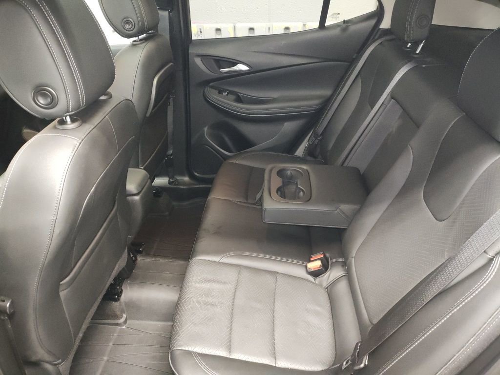 Used 2022 Buick Encore GX Essence w/ Experience Buick Package image 28