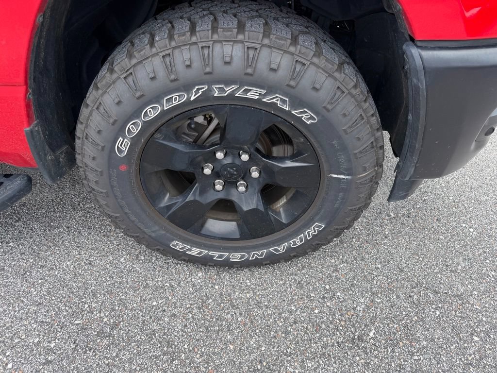 Used 2025 RAM 1500 Classic Warlock AWD/4WD image 4
