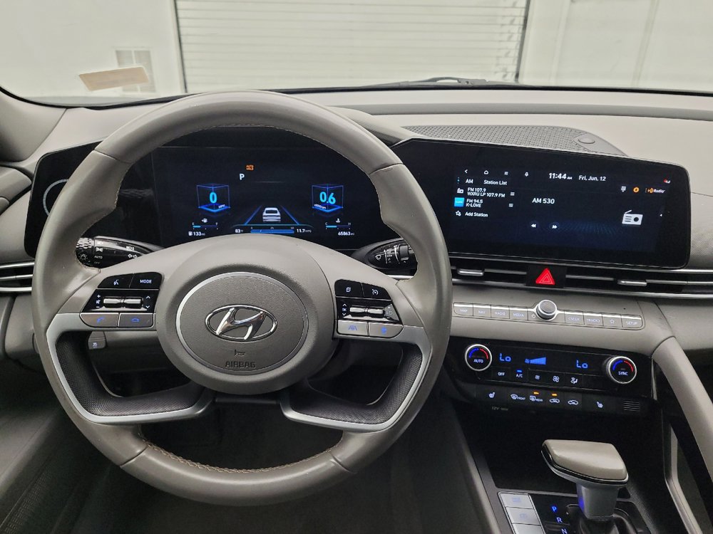 Used 2023 Hyundai Elantra SEL w/ Convenience Package FWD image 22