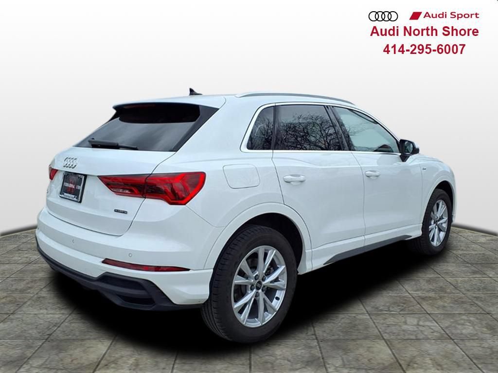 Certified 2023 Audi Q3 2.0T Premium w/ Convenience Package AWD/4WD image 2
